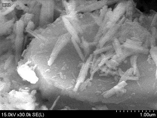 7 – Зеленый № 833 - гетит + кальцит